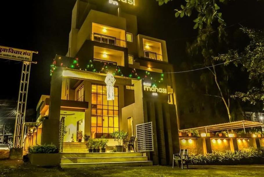 Hotel Manasi Inn Сатара Екстер'єр фото