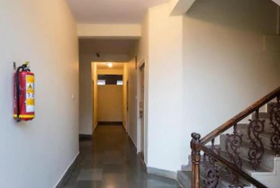 Hotel Manasi Inn Сатара Екстер'єр фото