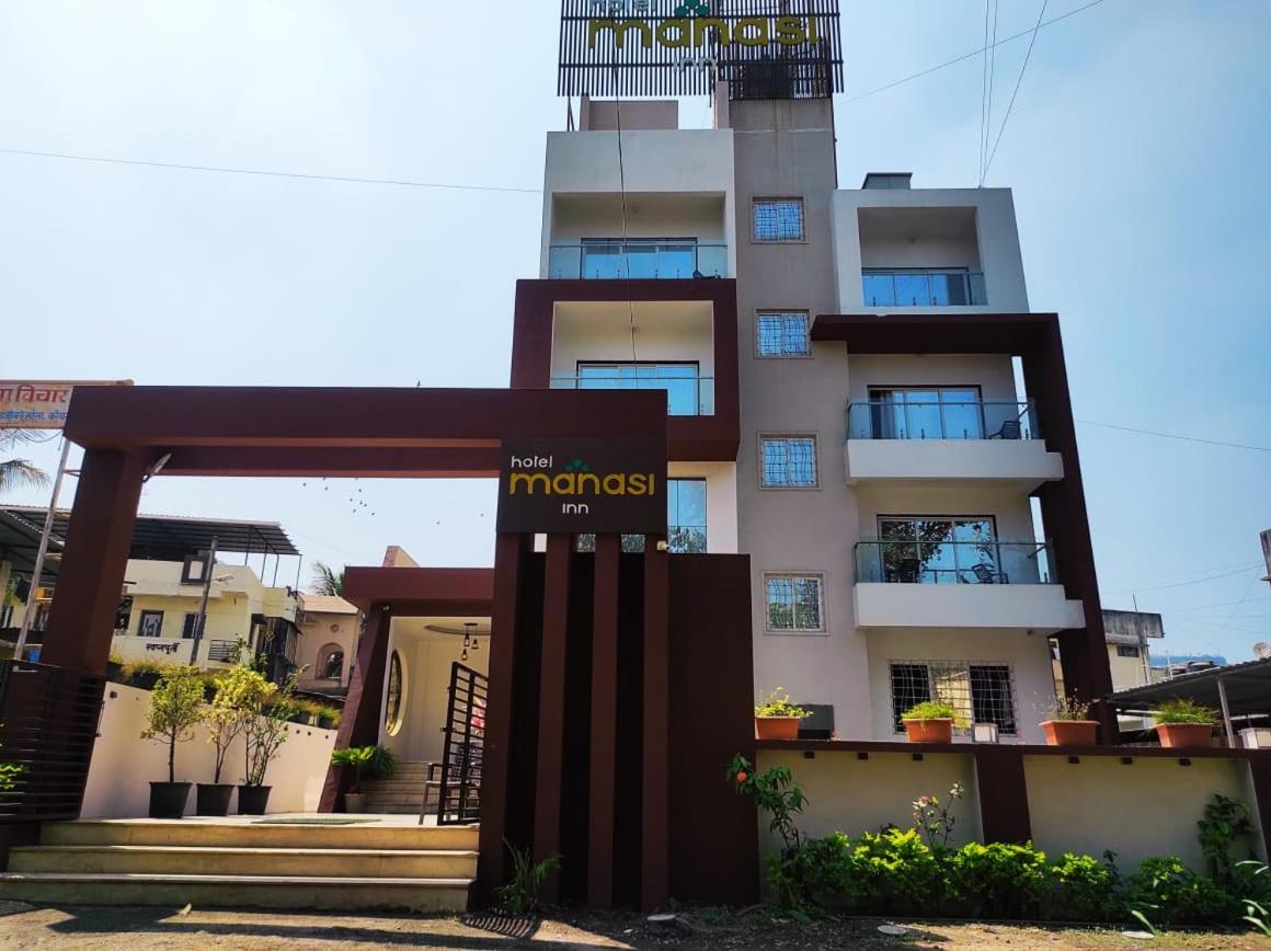 Hotel Manasi Inn Сатара Екстер'єр фото