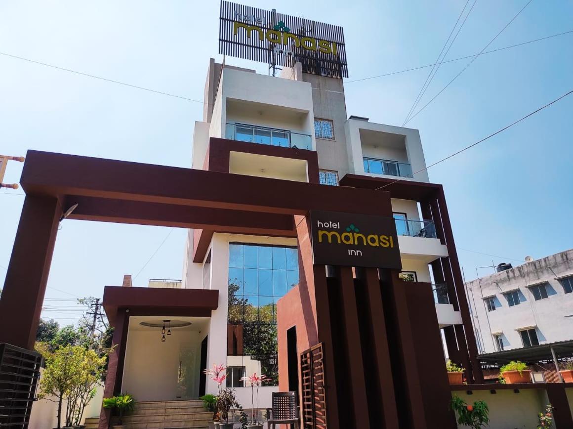 Hotel Manasi Inn Сатара Екстер'єр фото